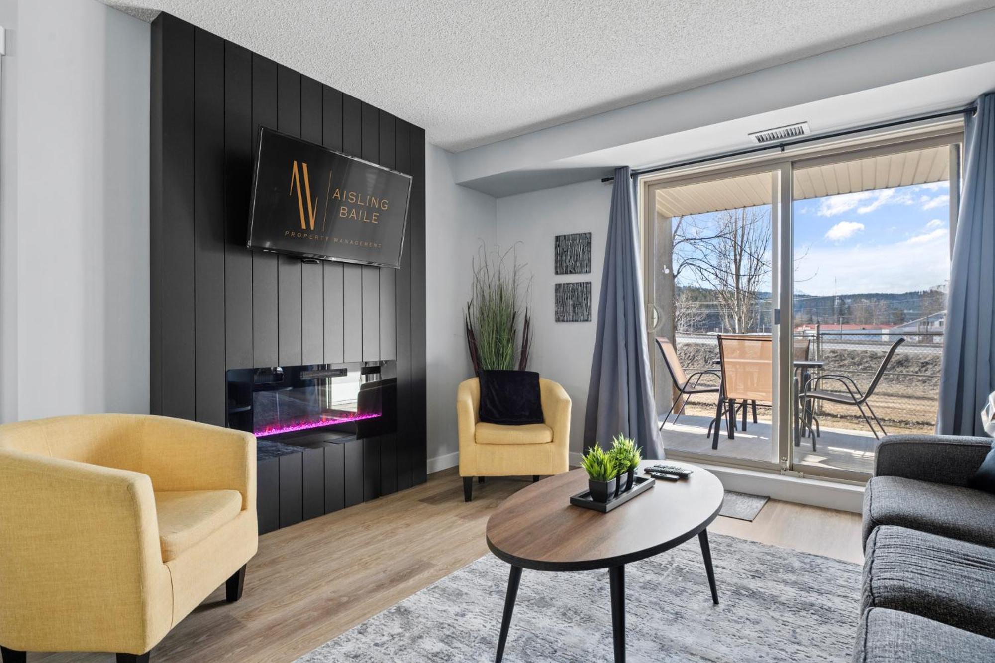 The Altitude Landing, Pool, Hot Tub, Pets Apartment Invermere Ngoại thất bức ảnh