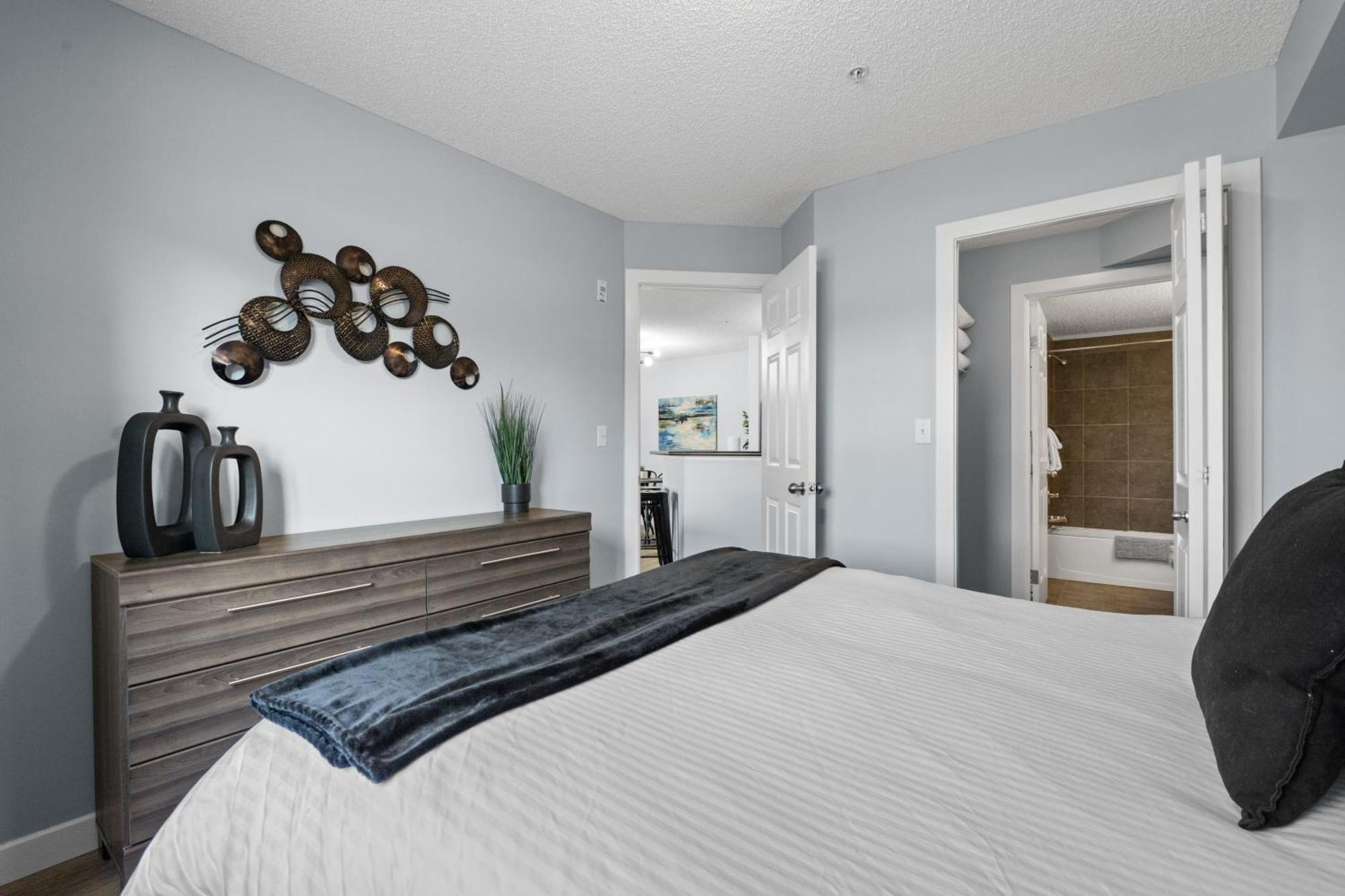 The Altitude Landing, Pool, Hot Tub, Pets Apartment Invermere Ngoại thất bức ảnh